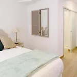 Lo